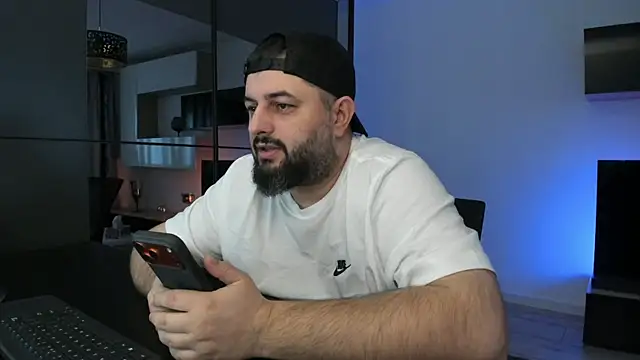 DravenPeak Adlı Modelin Canlı XXX Sohbeti