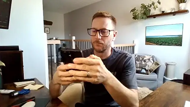 Bigdicktrav902 élő XXX-chatje