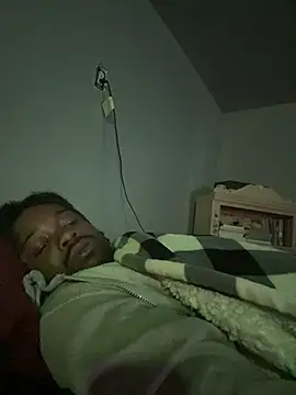 MIGHTYDEMONXXX: διαδικτυακό σόου στην κάμερα