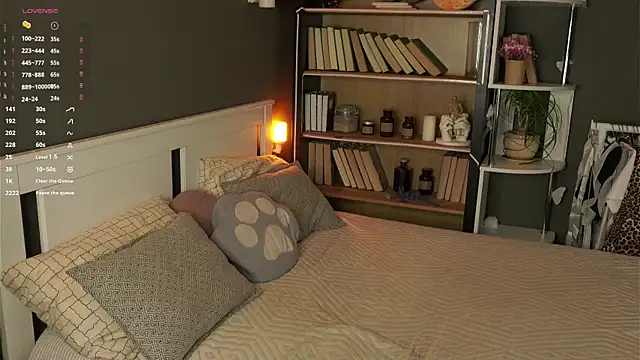 GussieGooldのライブXXXチャット