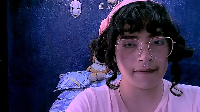 แชท XXX สดของ NinaYellow