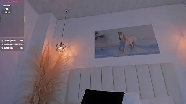 Melodyblacke: онлайн-секс-чат