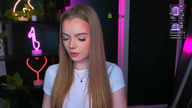 maddy_moah: онлайн-секс-чат