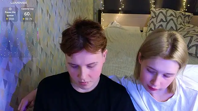 Chat XXX en directo de Girls_Fingers