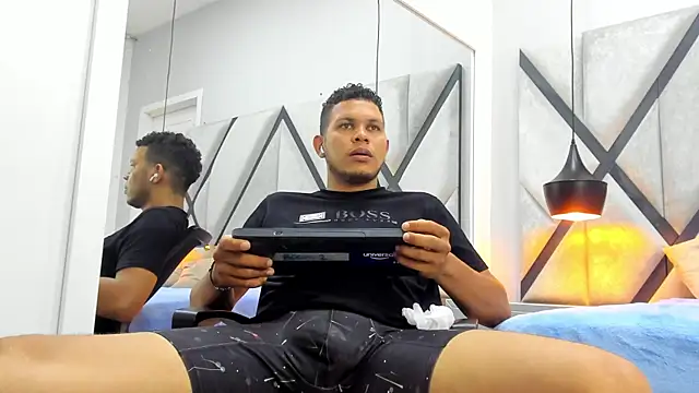 عرض كام NohaBrooks