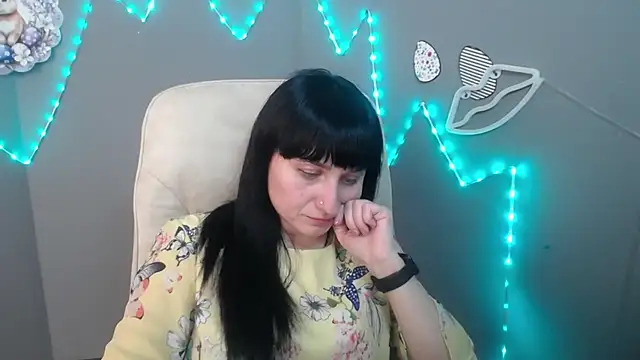 Chat XXX en directo de NinaFlawlees