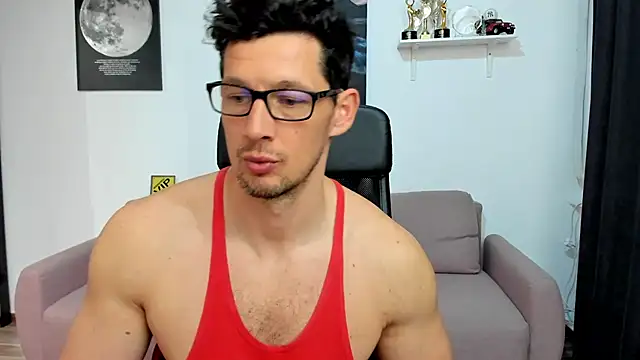 XXX chat uživo modela BrutusK08