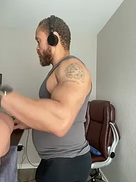 Czat XXX na żywo – Fathero1time