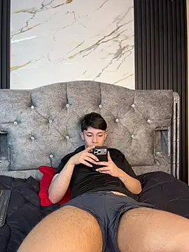 Вебкам-шоу Noah-ledom