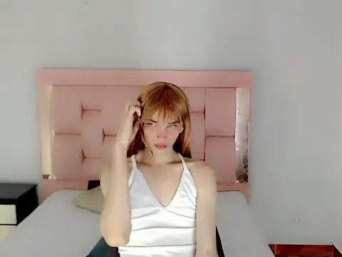 Chat XXX en directo de sora_jun