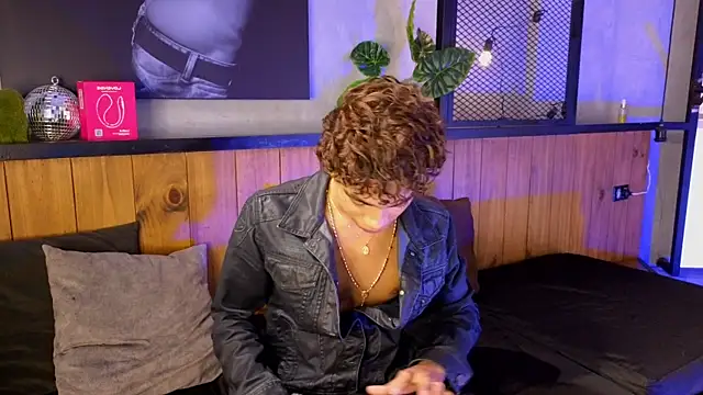 AlanCutee: απευθείας συνομιλία ΧΧΧ