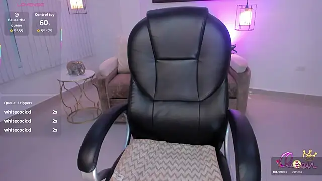 Aida_adams' Live XXX Chat