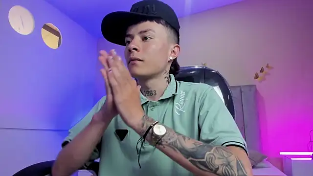 Nascary_Fox's Live XXX Chat