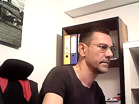 دردشة mastercharisma35 الجنسية المباشرة