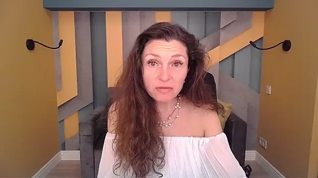 EllaLong 现场XXX聊天