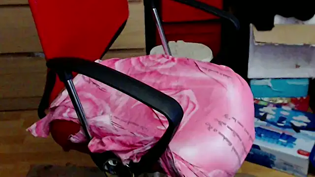 Chat +18 de mayasmith ao vivo