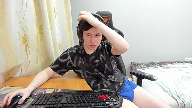 Вебкам-шоу iliaskrislove