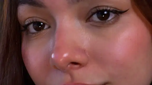 NaomiSainzのウェブカメラショー