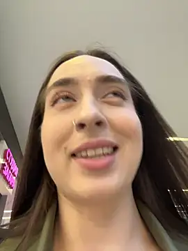 Holly_Play Webcam Show