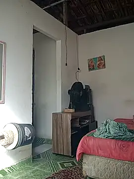 tarra122's Webcam Show