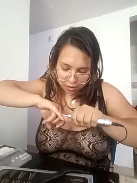 ISABELLA-24_ Chat XXX live