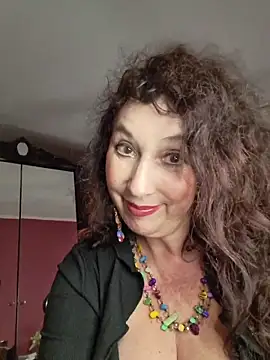 GypsyEsmeralda webcam show