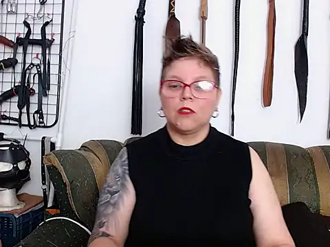 Leah_R's Live XXX Chat