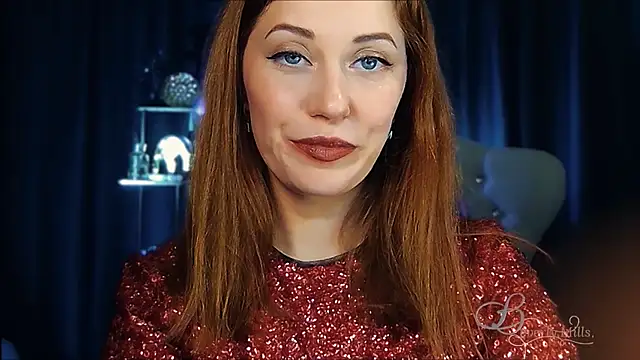 MissBeverlyMills Adlı Modelin Canlı XXX Sohbeti