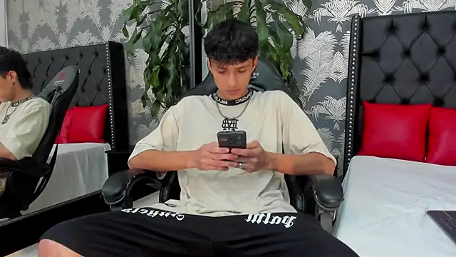 Chat XXX ao vivo de Lean_Portman