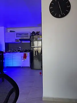 Pretty__MilfのライブXXXチャット