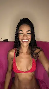 Cammgirlmii: онлайн-секс-чат