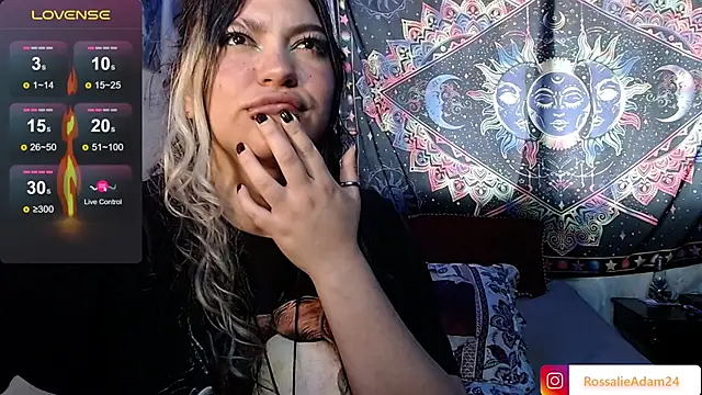 RossalieAdam24's Live XXX Chat