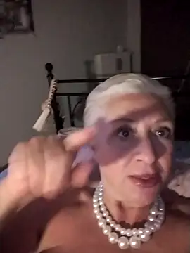 divinaerotica Webcam show