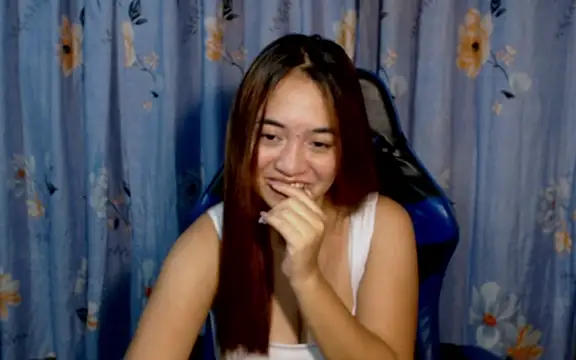 urlover_mae26 Live XXX-Chat