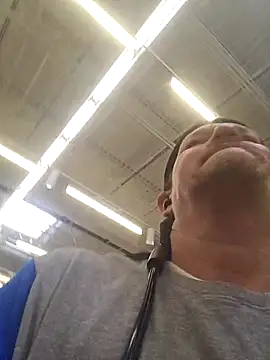 yourMasterisBored – Kamerová šou