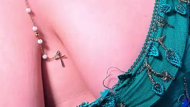 LillyCandy Adlı Modelin Canlı XXX Sohbeti