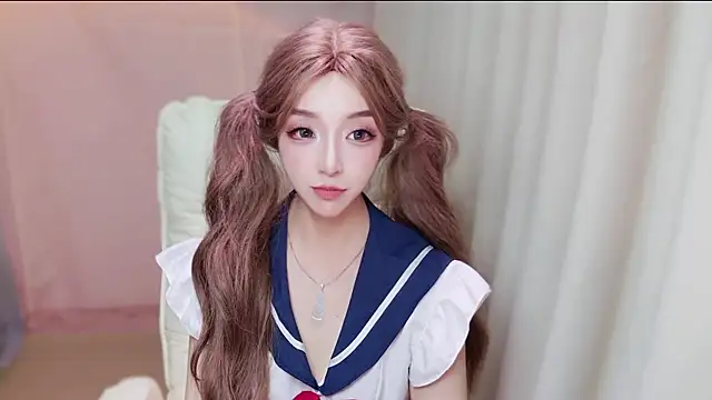 zizi-a 在線直播表演