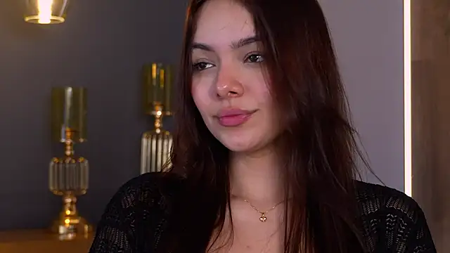 NaomiSainzのライブXXXチャット