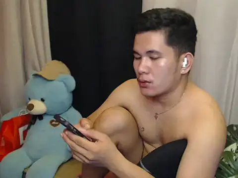 master_levi লাইভ XXX চ্যাট