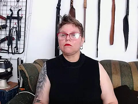 Leah_R élő XXX-chatje