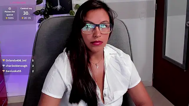 Cameroon-Diaz's Live XXX Chat