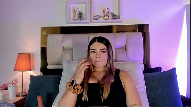 emmy_r Live XXX-Chat