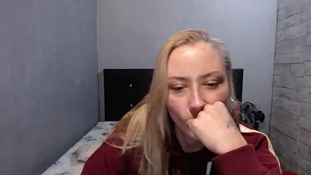 cataanderson_'s Live XXX Chat