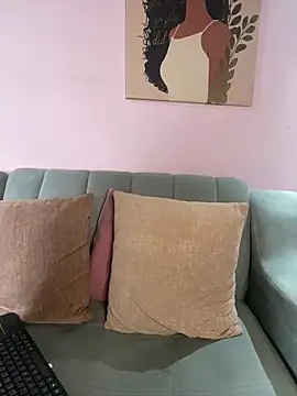 Im_Luuu: απευθείας συνομιλία ΧΧΧ