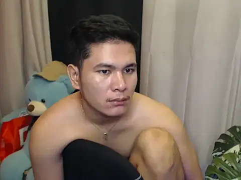 master_levi 即時 XXX 聊天