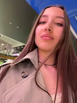 ICrazyOneIRL élő XXX-chatje