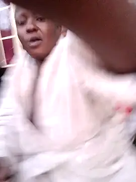 DarkQueen_94 即時 XXX 聊天