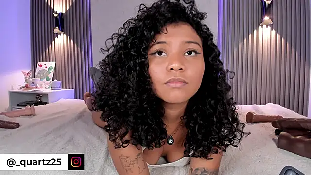 Zafiiraa: онлайн-секс-чат