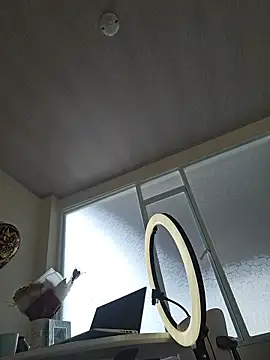 valery_mora: онлайн-секс-чат