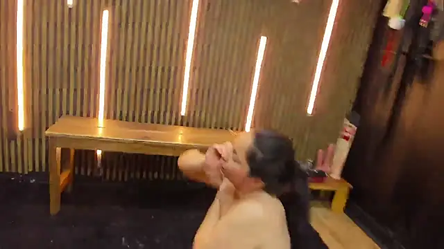 VantablackBDSMShow_ 网络视讯表演